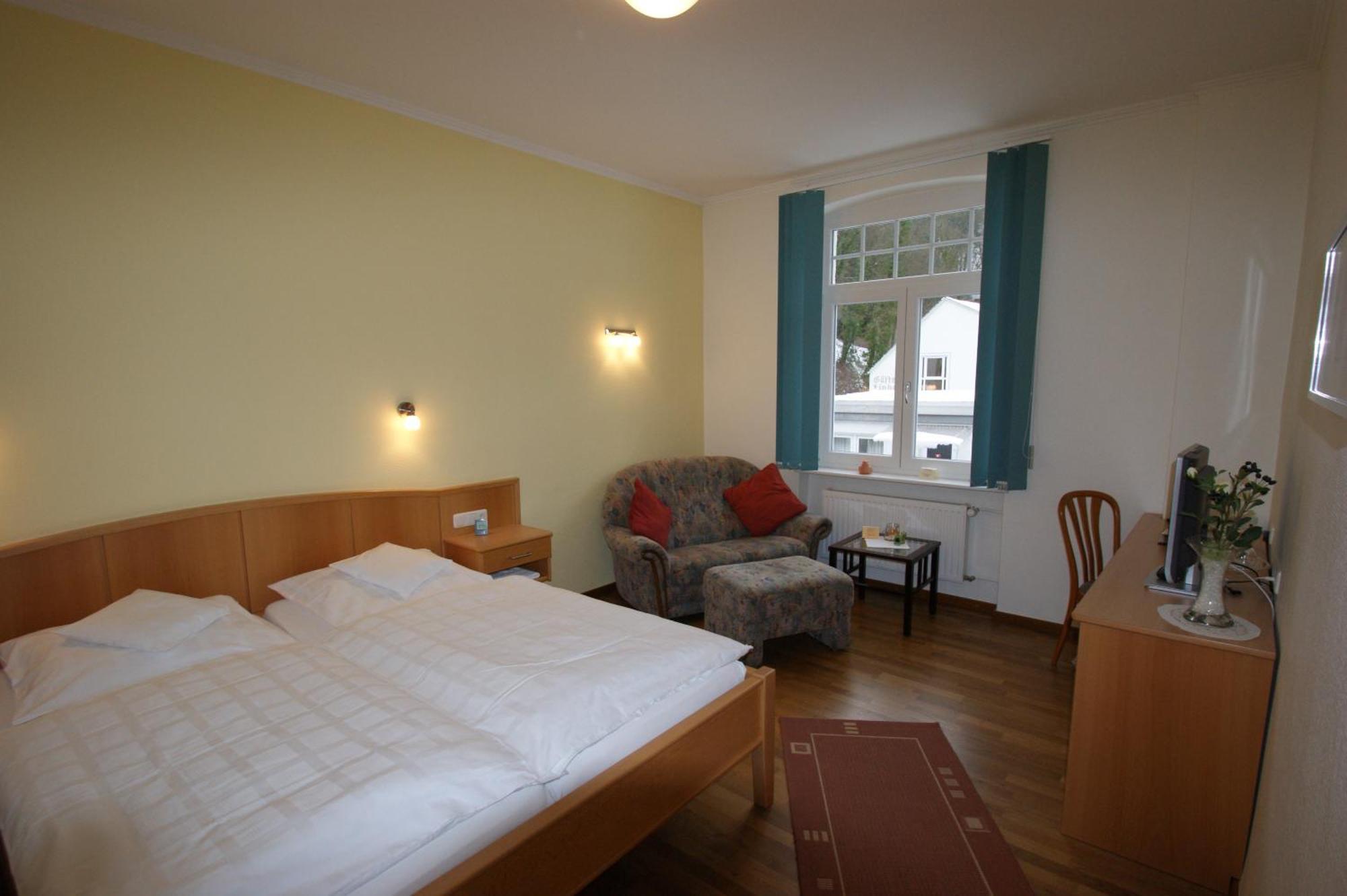Bertricher Hof Hotel Garni Bad Bertrich Ngoại thất bức ảnh
