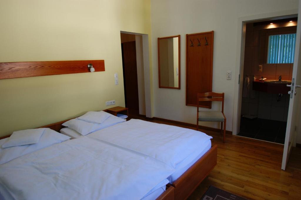 Bertricher Hof Hotel Garni Bad Bertrich Phòng bức ảnh