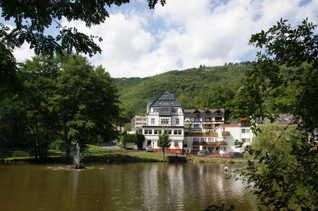 Bertricher Hof Hotel Garni Bad Bertrich Ngoại thất bức ảnh
